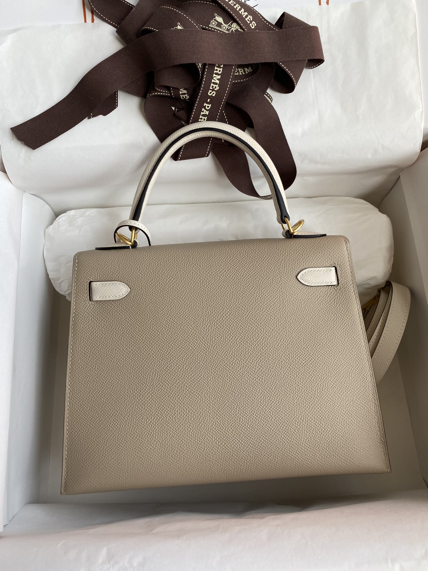 Hermes Kelly 25cm Handbag Shoulder Bag in Trench White Epsom Leather